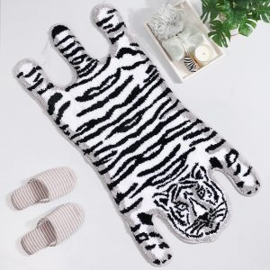 Tiger Bath Mat for Bathroom, Cute White Tiger Animal Cartoon Bath Mat Non Slip Animals Shaped Absorbent Bathtub Rug Bathroom Plush Shower Rugs